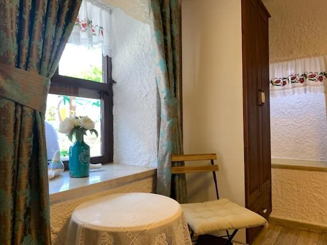 Villa Teos Otel Esmirna